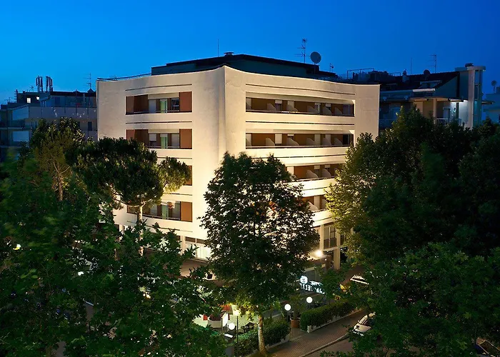 Caravelle فندق تْشيزيناتيكو