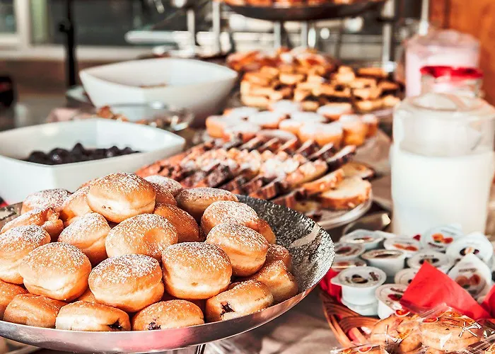 Caravelle فندق 3*