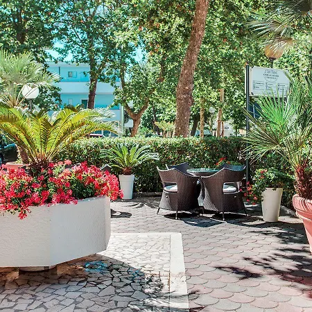 Caravelle Hotel Cesenatico
